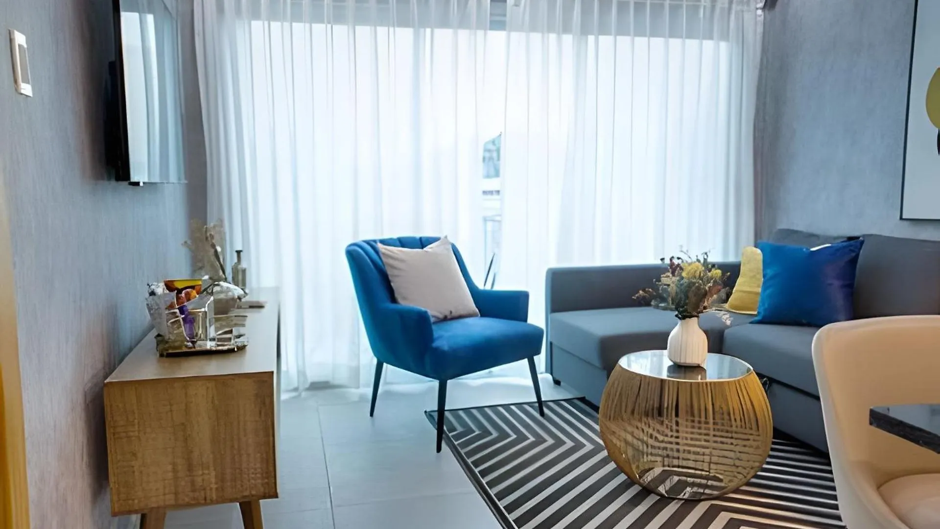 聖多明哥Luxe Studio Apt Infinity Pool Panoviews 100Mbwifi别墅 度假居 聖多明哥